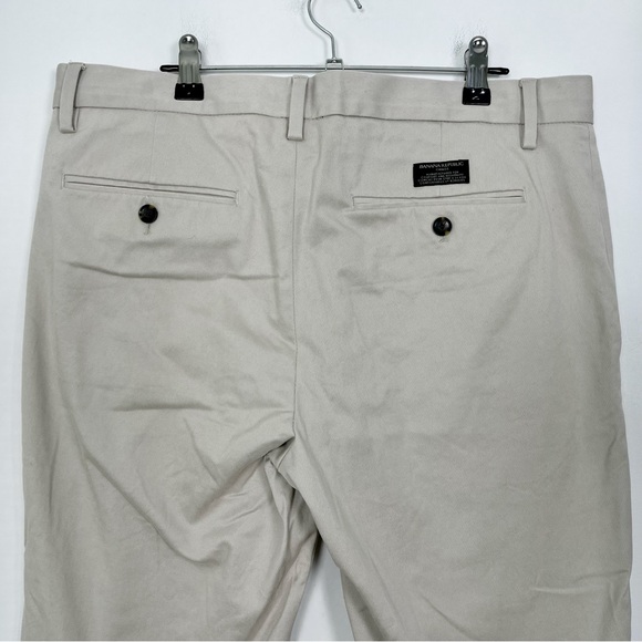 Banana Republic Men's Bistro Beige Fulton Skinny Fit Chinos Size 33X34 - Picture 7 of 12